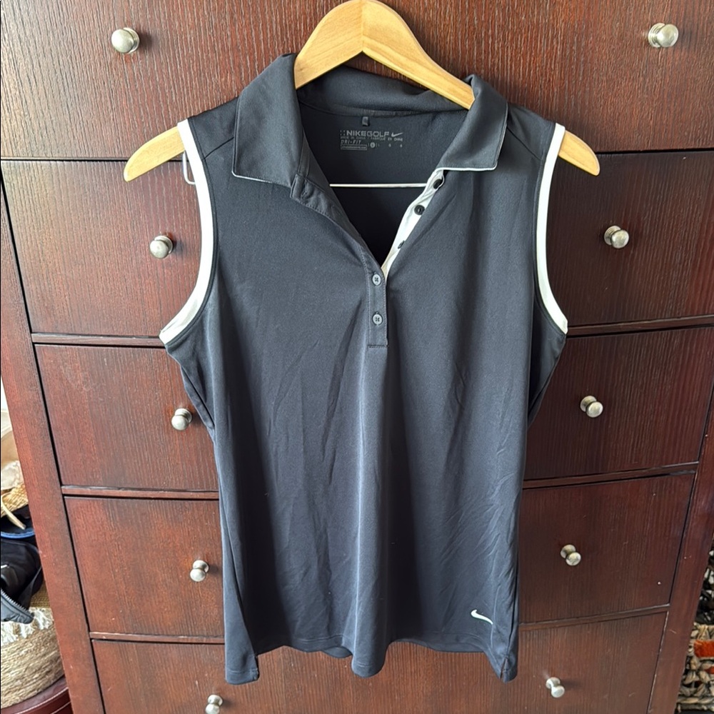 Nike Women's Black Sleeveless Golf Top